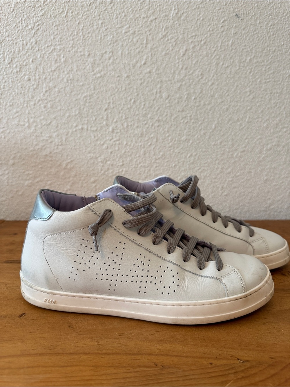 P448 White Leather High-Top Sneakers with Gray Laces SIZE 39